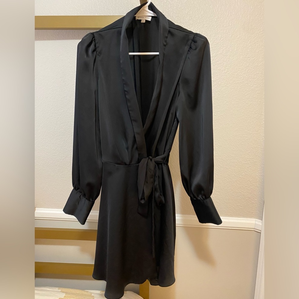 Gianni Bini Lightweight Romantic Satin Skater Wrap Dress, Dillard’s, Small - Picture 3 of 8